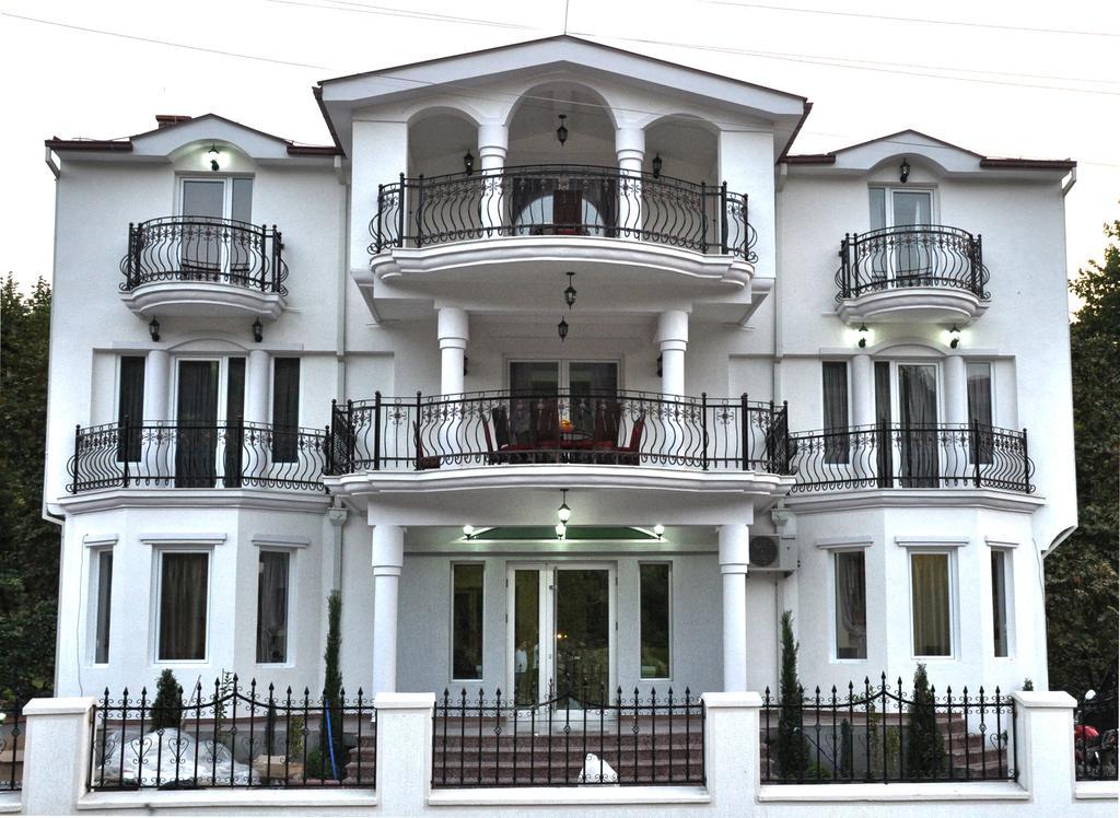 Villa Bella Boutique Hotel Καβάνταρτσι Εξωτερικό φωτογραφία
